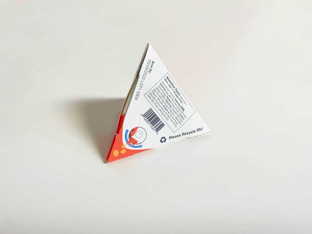 Gallinaceous chocolate eggs packaging picture